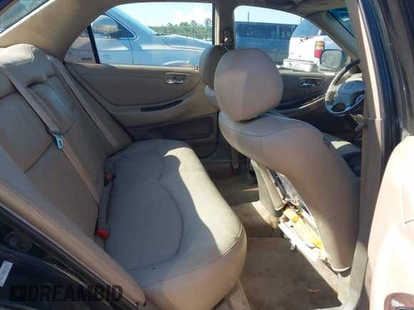 2001 Honda Accord EX с VIN 1HGCG16501A073822, выставлен на аукционе IAAI как лот 42897645 с пробегом 181 312 миль миль и . История ставок и продаж доступна на DreamBid. Изображение 8.