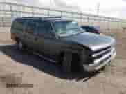 1999 Chevrolet Suburban с VIN 3GNFK16R6XG180176, выставлен на аукционе Copart как лот 86064714 с пробегом 291 118 миль миль и Списание • Salvage title. История ставок и продаж доступна на DreamBid. Изображение 4.