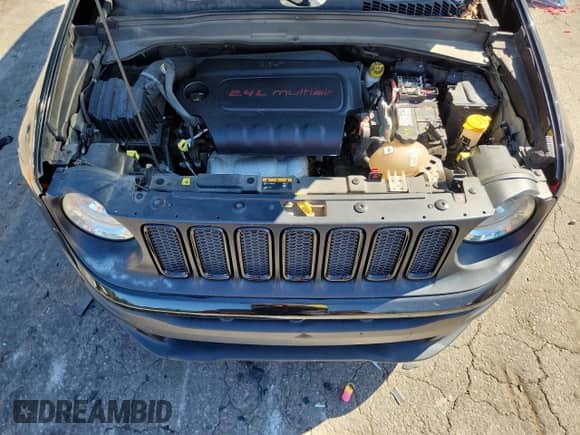 2018 Jeep Renegade Latitude with VIN ZACCJABB3JPG85704, listed as a Copart auction lot 87034165 with 126,288 mi miles and Salvage title. Bid and sale history available at DreamBid. Image 11.