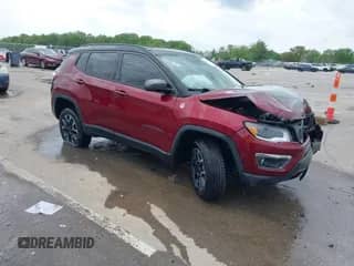 2021 Jeep Compass Trailhawk z VIN 3C4NJDDB6MT502932, wystawiony jako IAAI lot #42209945 z przebiegiem 63 119 mil mil oraz . Historia ofert i sprzedaży dostępna na DreamBid. Obrazek 1.