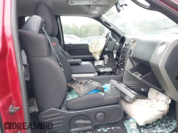 2008 Ford F-150 XL с VIN 1FTPX12V38KC75337, выставлен на аукционе IAAI как лот 43398894 с пробегом 137 860 миль миль и . История ставок и продаж доступна на DreamBid. Изображение 5.