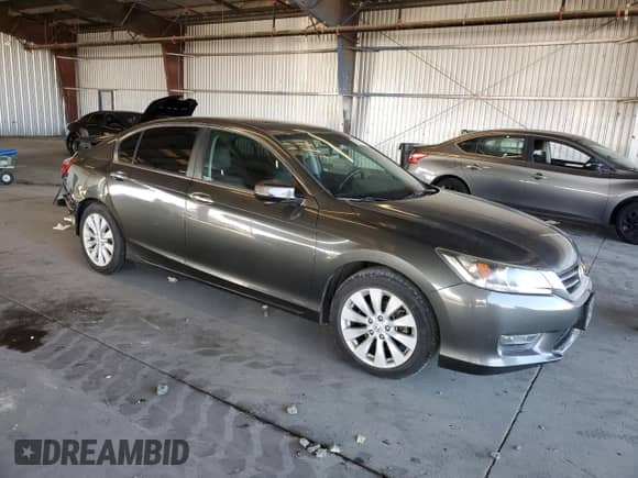 2013 Honda Accord EX-L z VIN 1HGCR2F88DA208897, wystawiony jako Copart lot #85313655 z przebiegiem 129 956 mil mil oraz Szkoda całkowita • Salvage title. Historia ofert i sprzedaży dostępna na DreamBid. Obrazek 4.