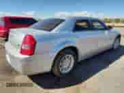 2010 Chrysler 300 Touring с VIN 2C3CA4CD2AH211430, выставлен на аукционе Copart как лот 80914695 с пробегом 134 972 миль миль и Чистый • Clean title. История ставок и продаж доступна на DreamBid. Изображение 3.