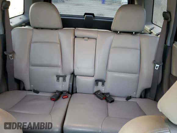 2005 Hyundai Santa Fe GLS z VIN KM8SC13E25U941748, wystawiony jako Copart lot #79509904 z przebiegiem 135 000 mil mil oraz Szkoda całkowita • Salvage title. Historia ofert i sprzedaży dostępna na DreamBid. Obrazek 10.