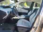 2017 Toyota Prius Premium z VIN JTDKARFP5H3005400, wystawiony jako Copart lot #83960225 z przebiegiem 61 662 mil mil oraz Szkoda całkowita • Salvage title. Historia ofert i sprzedaży dostępna na DreamBid. Obrazek 7.