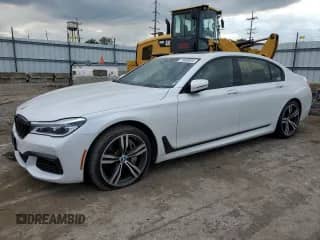 2019 BMW 7 Series 750i xDrive с VIN WBA7F2C58KB239848, выставлен на аукционе Copart как лот 73400304 с пробегом Не указан миль и Списание • Salvage title. История ставок и продаж доступна на DreamBid. Изображение 1.