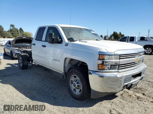 2015 Chevrolet Silverado 2500HD Work Truck с VIN 1GB2CUE8XFZ141947, выставлен на аукционе Copart как лот 71298994 с пробегом 184 592 миль миль и Списание • Salvage title. История ставок и продаж доступна на DreamBid. Изображение 4.