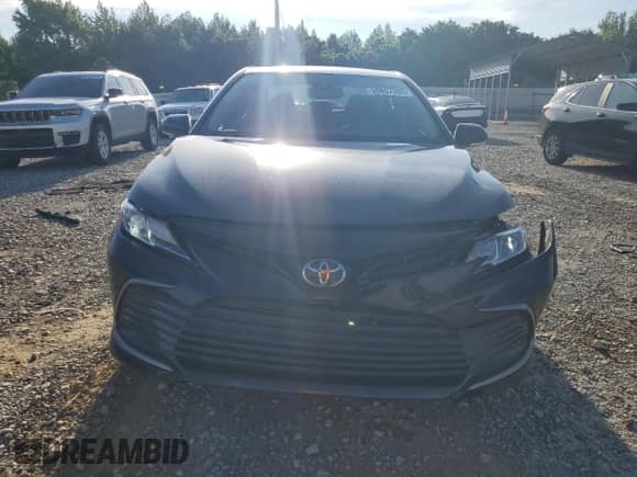2023 Toyota Camry LE with VIN 4T1R11AK7PU084875, listed as a Copart auction lot 55857395 with 26,473 mi miles and Salvage title. Bid and sale history available at DreamBid. Image 5.