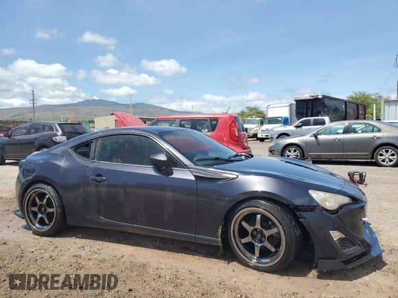 2014 Scion FR-S z VIN JF1ZNAA1XE8706218, wystawiony jako Copart lot #57167355 z przebiegiem 83 370 mil mil oraz Czysty tytuł • Clean title. Historia ofert i sprzedaży dostępna na DreamBid. Obrazek 4.