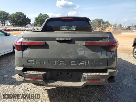 2023 Hyundai Santa Cruz SEL с VIN 5NTJB4AE8PH060543, выставлен на аукционе Copart как лот 67728434 с пробегом 19 140 миль миль и Списание • Salvage title. История ставок и продаж доступна на DreamBid. Изображение 6.