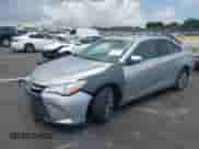 2016 Toyota Camry XLE с VIN 4T4BF1FK8GR572332, выставлен на аукционе IAAI как лот 42896300 с пробегом 72 181 миль миль и . История ставок и продаж доступна на DreamBid. Изображение 17.