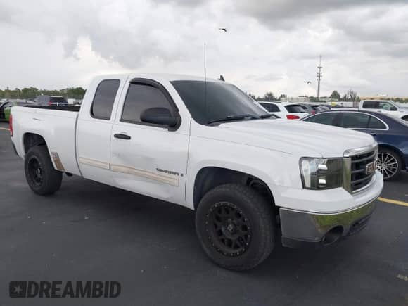 2007 GMC Sierra 1500 SLE1 with VIN 2GTEC19CX71726320, listed as a IAAI auction lot 42475722 with 190,677 mi miles and . Bid and sale history available at DreamBid. Image 1.