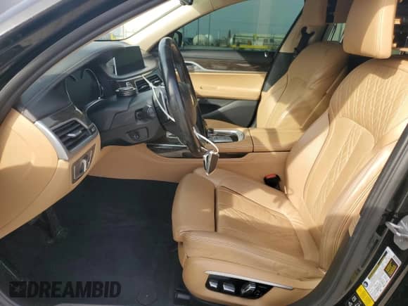 2017 BMW 7 Series 740i xDrive with VIN WBA7E4C56HGU99739, listed as a Copart auction lot 45713695 with 118,349 mi miles and Salvage title. Bid and sale history available at DreamBid. Image 7.