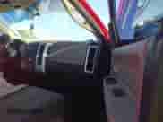 2009 Dodge 1500 SLT с VIN 1D3HV18T39S805007, выставлен на аукционе IAAI как лот 41273152 с пробегом 180 876 миль миль и . История ставок и продаж доступна на DreamBid. Изображение 5.