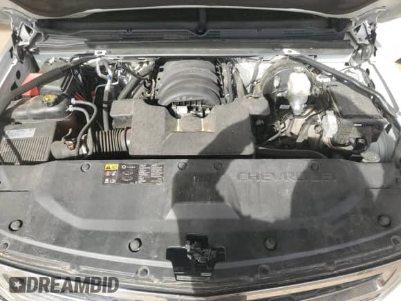 2016 Chevrolet Suburban LT z VIN 1GNSCHKCXGR417368, wystawiony jako Copart lot #81095765 z przebiegiem Nie podano mil oraz Szkoda całkowita • Salvage title. Historia ofert i sprzedaży dostępna na DreamBid. Obrazek 7.