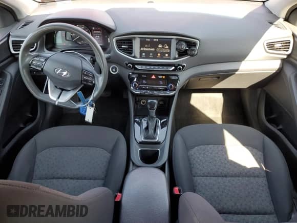 2019 Hyundai Ioniq Blue с VIN KMHC65LC4KU174451, выставлен на аукционе Copart как лот 81851285 с пробегом 164 806 миль миль и Списание • Salvage title. История ставок и продаж доступна на DreamBid. Изображение 8.