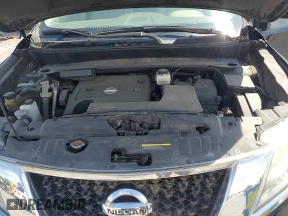 2014 Nissan Pathfinder S with VIN 5N1AR2MN0EC642487, listed as a Copart auction lot 69674325 with 172,698 mi miles and Clean title. Bid and sale history available at DreamBid. Image 12.