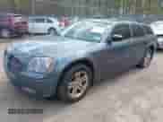 2005 Dodge Magnum SXT with VIN 2D4GZ48V15H647072, listed as a IAAI auction lot 42037095 with 187,904 mi miles and . Bid and sale history available at DreamBid. Image 2.
