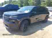 2025 Chevrolet Traverse FWD LT z VIN 1GNERGRS2SJ160376, wystawiony jako IAAI lot #42584044 z przebiegiem 8 019 mil mil oraz . Historia ofert i sprzedaży dostępna na DreamBid. Obrazek 2.