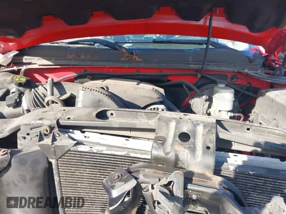 2012 Chevrolet Silverado 1500 LT z VIN 1GCPKSE71CF165597, wystawiony jako IAAI lot #43403597 z przebiegiem 182 867 mil mil oraz . Historia ofert i sprzedaży dostępna na DreamBid. Obrazek 10.