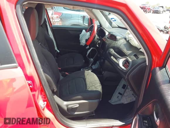 2018 Jeep Renegade Latitude with VIN ZACCJABB2JPH19115, listed as a IAAI auction lot 42666680 with 60,901 mi miles and . Bid and sale history available at DreamBid. Image 5.