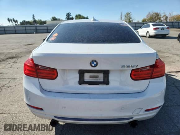 2014 BMW 3 Series 335i с VIN WBA3A9G58ENS65224, выставлен на аукционе Copart как лот 87440755 с пробегом 108 683 миль миль и Списание • Salvage title. История ставок и продаж доступна на DreamBid. Изображение 6.