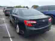 2013 Toyota Camry LE z VIN 4T1BD1FK5DU071300, wystawiony jako IAAI lot #43333370 z przebiegiem 175 536 mil mil oraz . Historia ofert i sprzedaży dostępna na DreamBid. Obrazek 3.