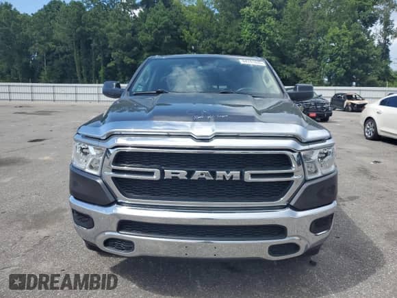 2019 Ram 1500 Tradesman z VIN 1C6SRFGT5KN597449, wystawiony jako Copart lot #64741835 z przebiegiem 79 845 mil mil oraz Szkoda całkowita • Salvage title. Historia ofert i sprzedaży dostępna na DreamBid. Obrazek 5.