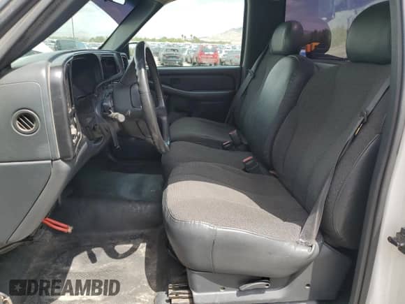 2000 Chevrolet Silverado 1500 с VIN 1GCEC14W4YE217549, выставлен на аукционе Copart как лот 65739615 с пробегом 62 430 миль миль и Списание • Salvage title. История ставок и продаж доступна на DreamBid. Изображение 7.