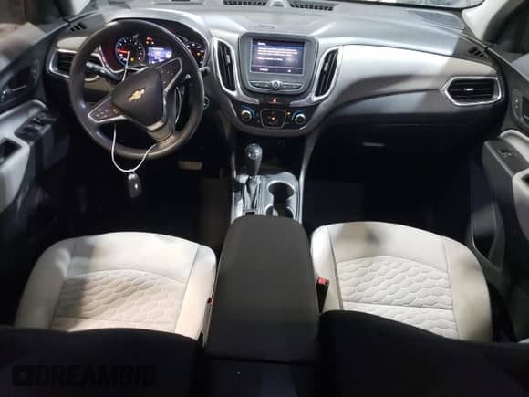 2020 Chevrolet Equinox LT с VIN 2GNAXUEV1L6107752, выставлен на аукционе Copart как лот 80694965 с пробегом 99 573 миль миль и Списание • Salvage title. История ставок и продаж доступна на DreamBid. Изображение 8.