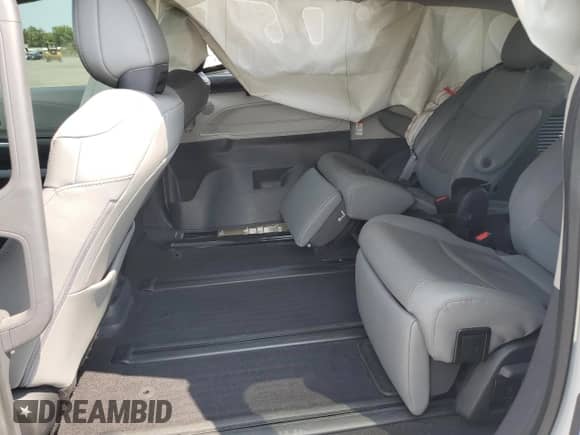 2023 Toyota Sienna Limited с VIN 5TDZSKFC9PS080842, выставлен на аукционе Copart как лот 59205595 с пробегом 40 598 миль миль и Списание • Salvage title. История ставок и продаж доступна на DreamBid. Изображение 11.