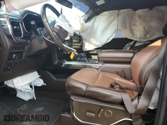 2021 Ford F-150 King Ranch с VIN 1FTFW1E55MKE15909, выставлен на аукционе Copart как лот 81203935 с пробегом 61 558 миль миль и Списание • Salvage title. История ставок и продаж доступна на DreamBid. Изображение 7.