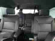 2022 Chevrolet Suburban Premier z VIN 1GNSKFKD4NR227224, wystawiony jako Copart lot #72340074 z przebiegiem 107 578 mil mil oraz Szkoda całkowita • Salvage title. Historia ofert i sprzedaży dostępna na DreamBid. Obrazek 10.