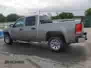 2007 GMC Sierra 1500 SLE1 z VIN 3GTEC13C27G548919, wystawiony jako Copart lot #68537535 z przebiegiem 211 767 mil mil oraz Szkoda całkowita • Salvage title. Historia ofert i sprzedaży dostępna na DreamBid. Obrazek 2.