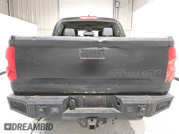 2020 Toyota Tundra Platinum с VIN 5TFAY5F17LX917622, выставлен на аукционе Copart как лот 56607155 с пробегом 75 390 миль миль и Чистый • Clean title. История ставок и продаж доступна на DreamBid. Изображение 6.