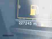 2012 Ford Explorer XLT z VIN 1FMHK7D84CGA72736, wystawiony jako IAAI lot #43258734 z przebiegiem 227 245 mil mil oraz . Historia ofert i sprzedaży dostępna na DreamBid. Obrazek 14.