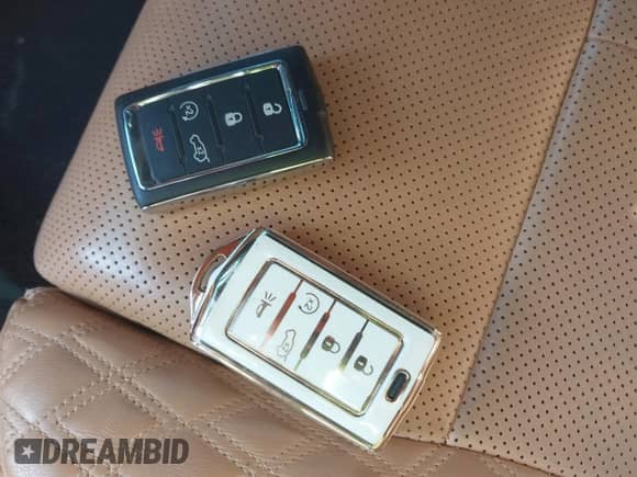 2022 Jeep Grand Cherokee Summit Reserve with VIN 1C4RJHET2N8517735, listed as a IAAI auction lot 41905931 with 18,430 mi miles and . Bid and sale history available at DreamBid. Image 11.