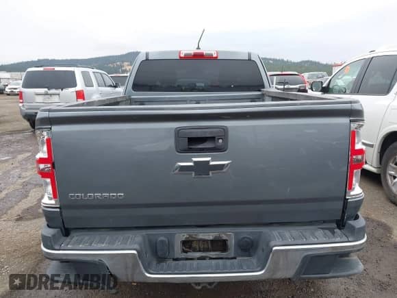 2019 Chevrolet Colorado 2WD WT z VIN 1GCHSAEA2K1184892, wystawiony jako IAAI lot #43216739 z przebiegiem 50 266 mil mil oraz . Historia ofert i sprzedaży dostępna na DreamBid. Obrazek 17.