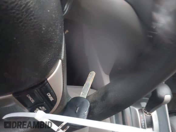 2008 Honda Accord EX с VIN 1HGCP26768A011889, выставлен на аукционе IAAI как лот 43303041 с пробегом 221 357 миль миль и . История ставок и продаж доступна на DreamBid. Изображение 11.