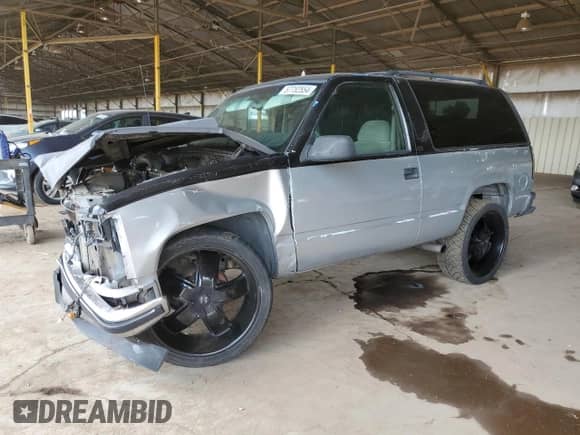 1998 Chevrolet Tahoe с VIN 3GNEC18R3WG122904, выставлен на аукционе Copart как лот 57752554 с пробегом 229 646 миль миль и Списание • Salvage title. История ставок и продаж доступна на DreamBid. Изображение 1.