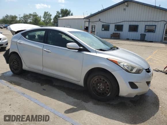 2012 Hyundai Elantra GLS z VIN KMHDH4AE3CU341297, wystawiony jako Copart lot #68307585 z przebiegiem 220 349 mil mil oraz Szkoda całkowita • Salvage title. Historia ofert i sprzedaży dostępna na DreamBid. Obrazek 4.