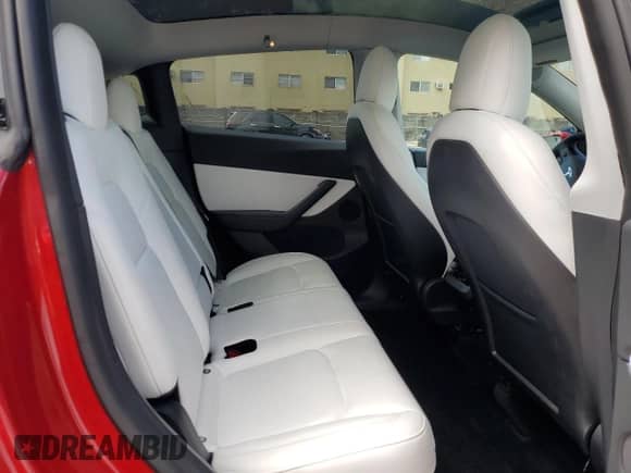2021 Tesla Model Y Performance with VIN 5YJYGDEF5MF250733, listed as a Copart auction lot 60679894 with 21,085 mi miles and Non repairable. Bid and sale history available at DreamBid. Image 10.