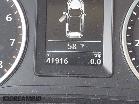 2017 Volkswagen Tiguan Sport с VIN WVGUV7AX8HW509698, выставлен на аукционе IAAI как лот 41705583 с пробегом 41 916 миль миль и . История ставок и продаж доступна на DreamBid. Изображение 16.