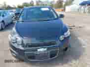 2014 Chevrolet Sonic LT с VIN 1G1JC6SB0E4103845, выставлен на аукционе IAAI как лот 43319338 с пробегом 60 767 миль миль и . История ставок и продаж доступна на DreamBid. Изображение 12.
