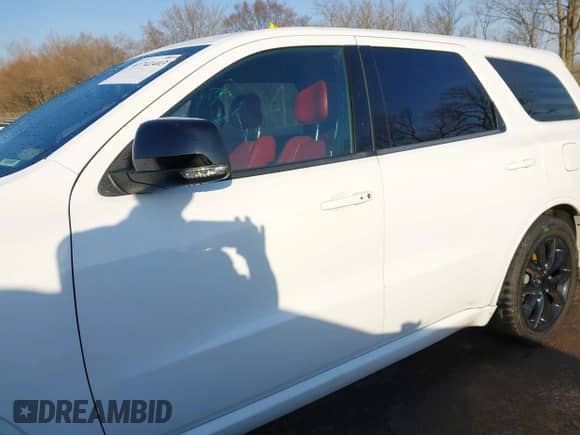 2018 Dodge Durango R/T with VIN 1C4SDJCT5JC313781, listed as a IAAI auction lot 41742403 with 115,497 mi miles and . Bid and sale history available at DreamBid. Image 14.