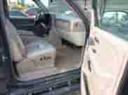 2006 Chevrolet Suburban LS z VIN 3GNFK16Z36G217263, wystawiony jako IAAI lot #42877188 z przebiegiem 266 037 mil mil oraz . Historia ofert i sprzedaży dostępna na DreamBid. Obrazek 5.