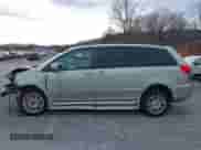 2010 Toyota Sienna XLE с VIN 5TDYK4CCXAS301416, выставлен на аукционе IAAI как лот 41158673 с пробегом 96 141 миль миль и . История ставок и продаж доступна на DreamBid. Изображение 15.