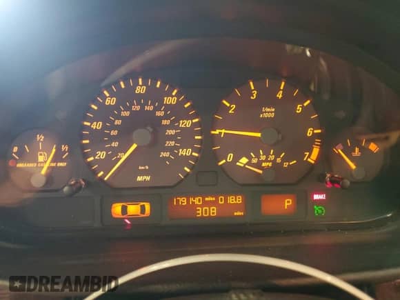 2006 BMW 3 Series 325Ci with VIN WBABW33456PX84390, listed as a Copart auction lot 80536395 with 179,140 mi miles and Salvage title. Bid and sale history available at DreamBid. Image 9.