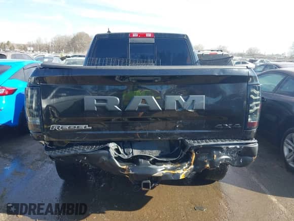 2018 Ram 1500 Rebel with VIN 1C6RR7YTXJS112242, listed as a IAAI auction lot 41664252 with 147,630 mi miles and . Bid and sale history available at DreamBid. Image 16.