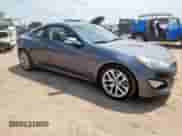 2013 Hyundai Genesis Coupe R-Spec с VIN KMHHU6KJ1DU109075, выставлен на аукционе Copart как лот 61351575 с пробегом 112 625 миль миль и Списание • Salvage title. История ставок и продаж доступна на DreamBid. Изображение 4.